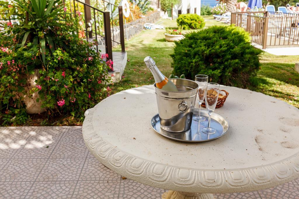 Hotel Sao Jorge Garden Velas Exterior photo